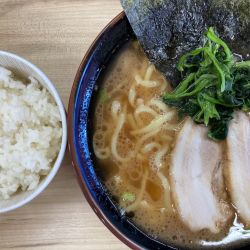 ラーメン+半ライス