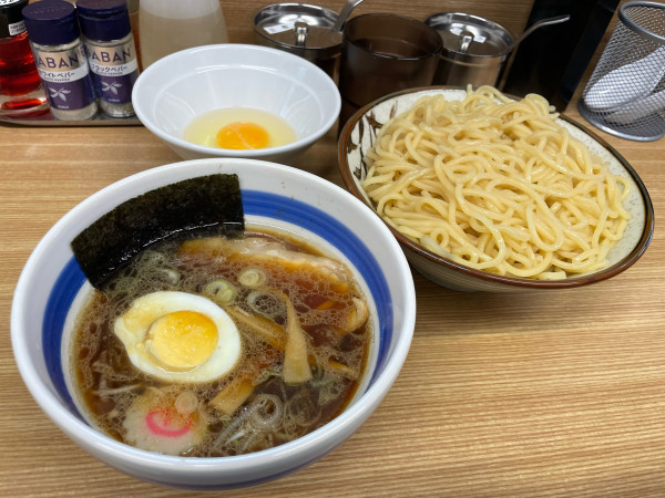 「あつもり + 生卵」@東中神大勝軒の写真