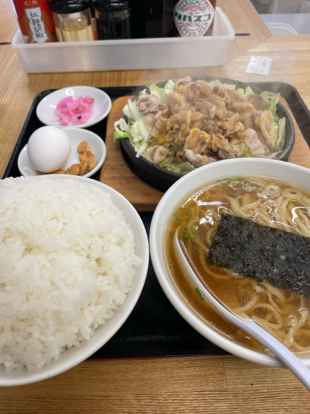 「ポーク鉄板焼 ライス大盛 半ラーメン」@大盛軒の写真