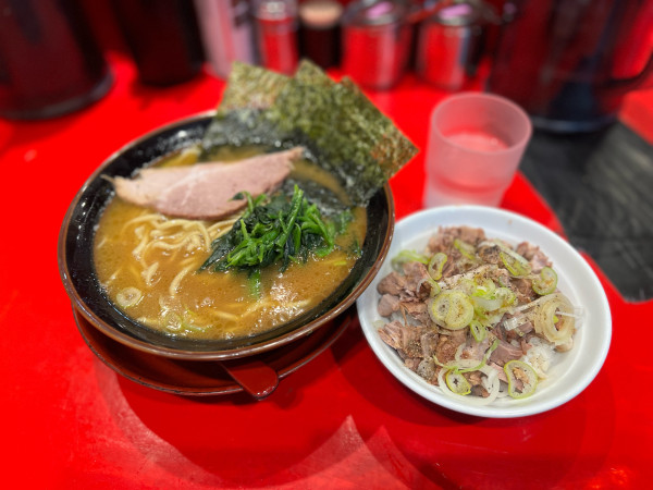 「山崎ラーメン」@横浜家系らーめん 山崎家の写真