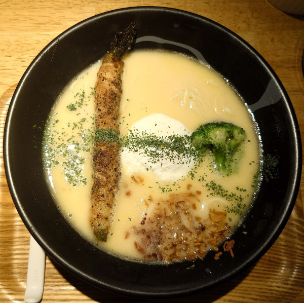 「鶏白湯そば(990円)」@麺巧 潮 上野製麺所の写真