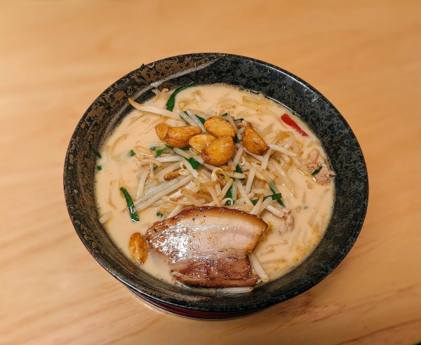 「特製ラーメン(とんこつ)」@らーめん四万十の写真