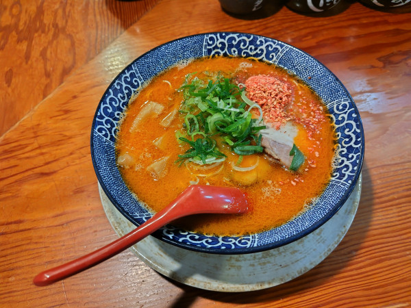 「海老だしとんこつ」@博多ラーメン鶴亀堂 鶴ヶ島店の写真