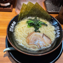横浜家系ラーメン 壱角家 川越クレアモール店の画像