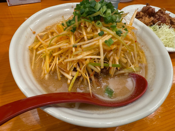 「茨城味噌　肉ネギらーめん　1040」@麺場 田所商店 船堀店の写真