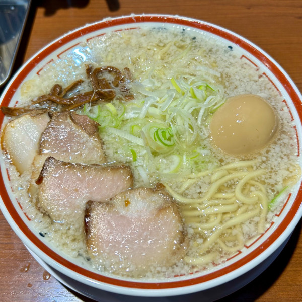 「中華そば（こってり）＋チャーシュー・味玉（フォローサービス）」@田中そば店 クイズモール龍ヶ崎店の写真