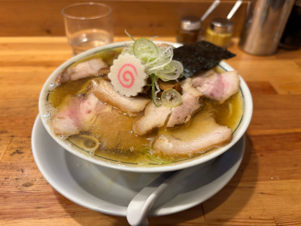 「チャーシュー麺」@there is ramenの写真