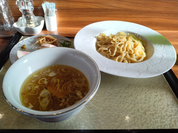 「塩つけ麺＋吊るし焼きチャーシュー」@彩とりの写真