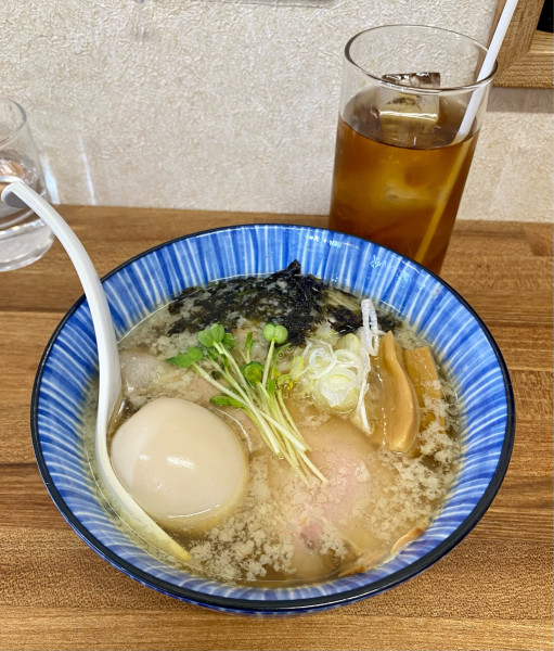 「鰹と鯵 煮干しそば」@ラーメン香華の写真