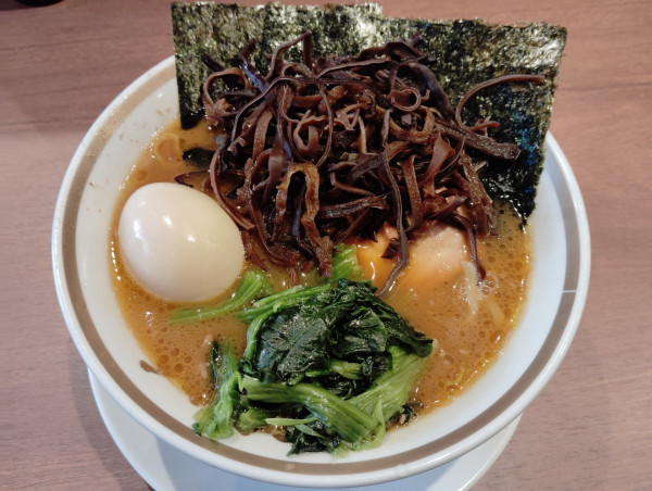 「ラーメン　　900円　味玉100円キクラゲ100円」@家系ラーメン 大ちゃんの写真