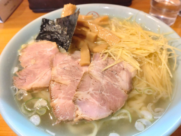 「塩ショウガらーめん大盛」@青竹手打らーめん 夢現の写真