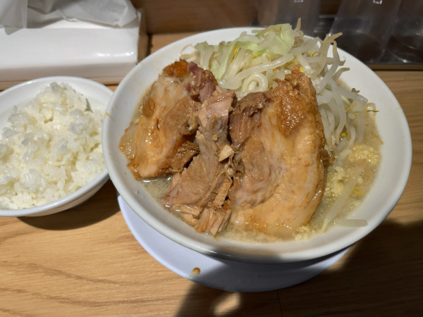 「塩ラーメン+チャーシュー1枚」@ラーメン豚の子の写真