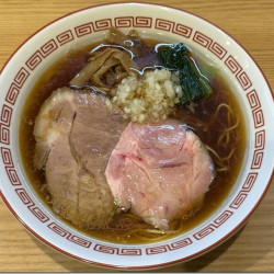 中華そば（900円）