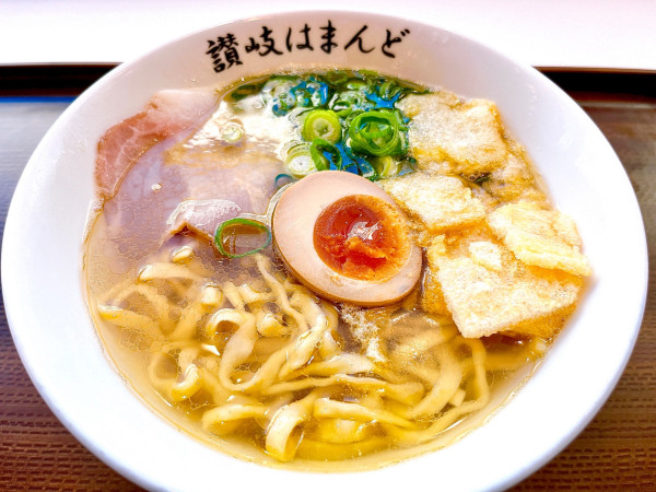 「朝ラーメン　太麺（780円）」@讃岐ラーメン はまんど 高松駅ビル出張所の写真