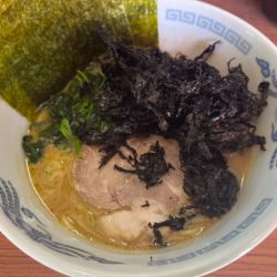 ラーメン800円＋岩のり100円