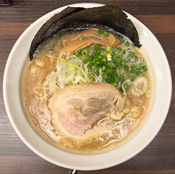 「光の醤油ラーメン」@麺と酒 高木製麺所の写真