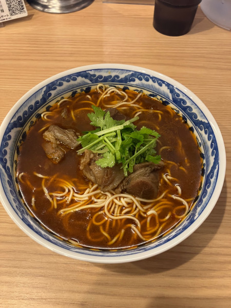 「期間限定　四川牛肉麺」@担担麺 ロシューの写真