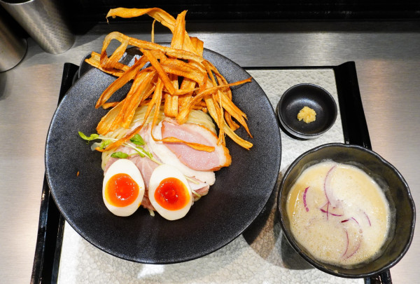 「特製鶏つけsoba」@鶏soba 座銀 KITTE丸の内店の写真