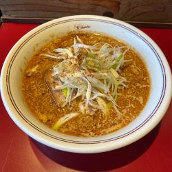 [期間限定]オニグルミ¥1100・味つけたまご¥100