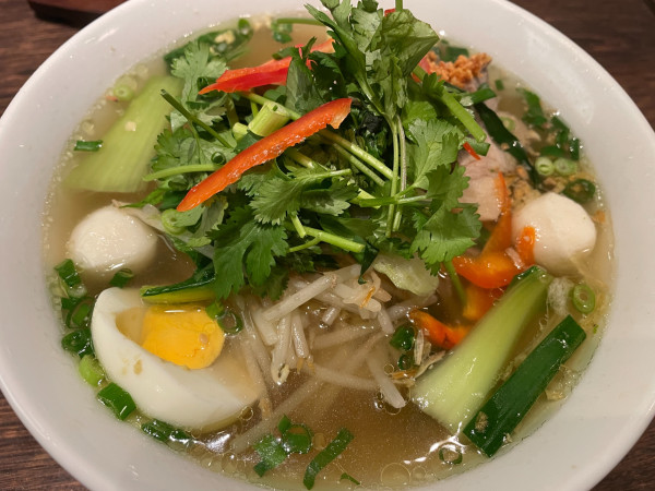 「鶏ガラスープのタイラーメン・中華麺：1320円」@TOMBOY 新宿店の写真