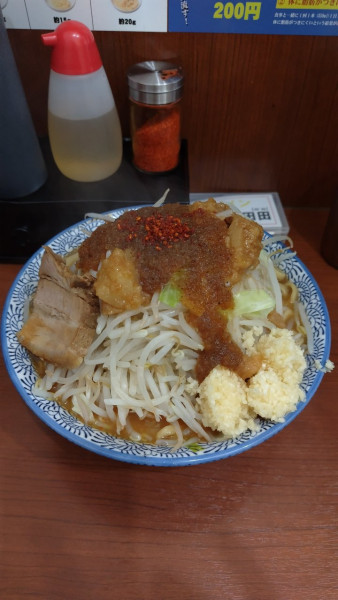 「令6·12·2 期間限定海老味噌ラーメン大ブタ一枚(計1200円」@松木田田の写真