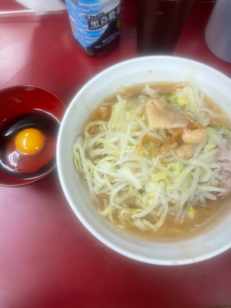 「ラーメン少なめ　すき焼き卵」@ラーメン二郎 相模大野店の写真