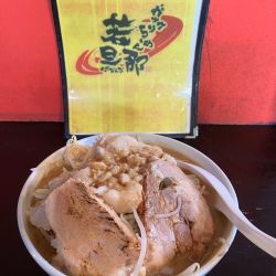 ガッツリらーめん醤油２号　950円