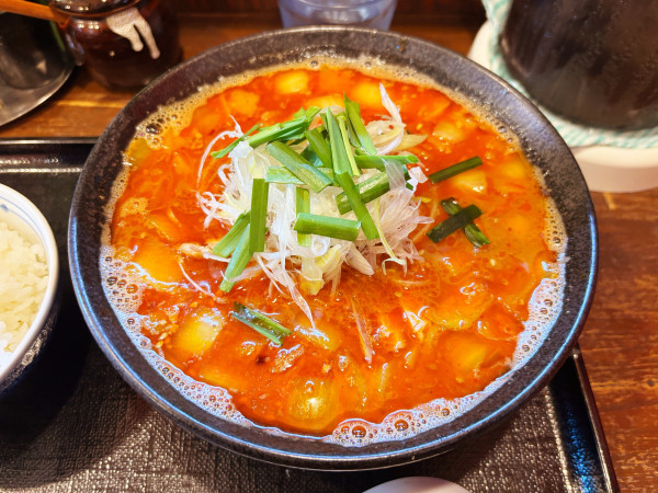 「タンタン麺(味噌) 中辛　960円」@麺処 信心の写真