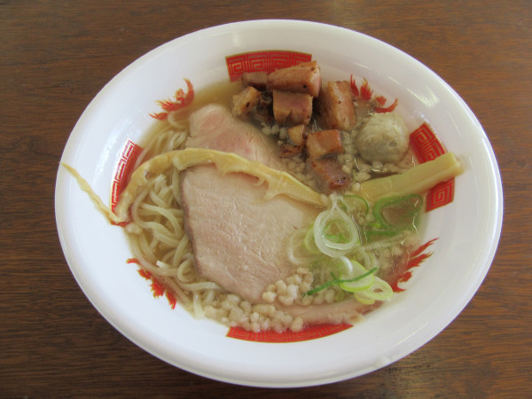 「らあめん元　琥珀煮干塩麺（１０００円）＋限定チャー２００円」@第2回ラーメン万博2024 in TSUCHIURAの写真