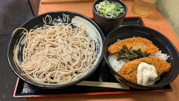 「（冬メニュー）白身フライ丼セット」@ゆで太郎 水道橋店の写真