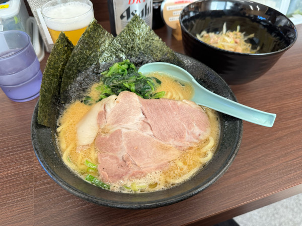 「醤油ネギラーメン」@横浜家系ラーメン 隆希家の写真