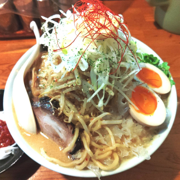 「【限定】清湯白キクラゲバター味噌 ￥1200」@麺屋 鶏口の写真