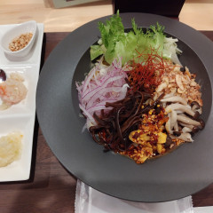 noodle stand THREE P'Sの画像