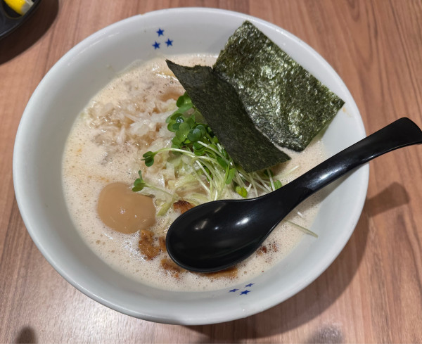 「特製濃厚ラーメン」@みつ星製麺所 三宮店の写真