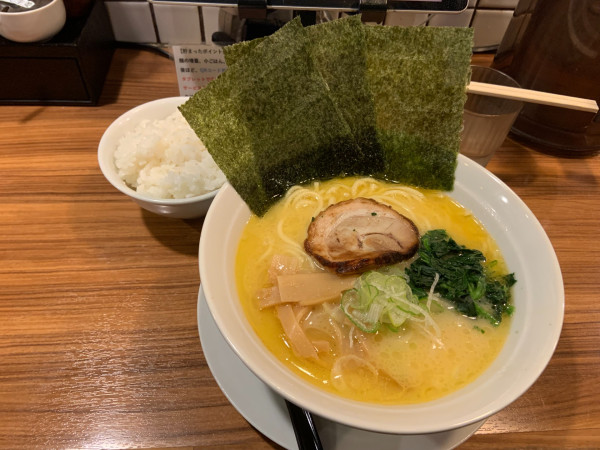 「塩らぁめん」@横浜らぁめん 桜花  西口本店の写真