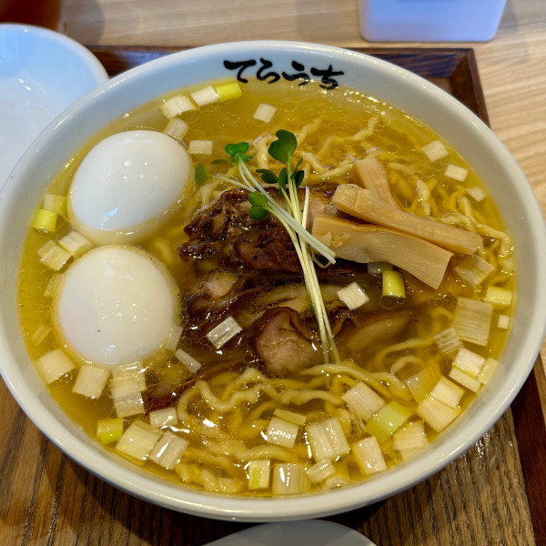 「中華そば 塩＋塩味卵」@磨宝の鶏 中華そば てらうちの写真