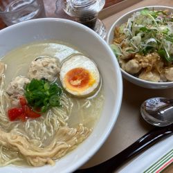 軍鶏ラーメン