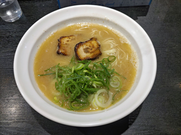 「白ラー麺700円」@博多ラーメン 将丸の写真