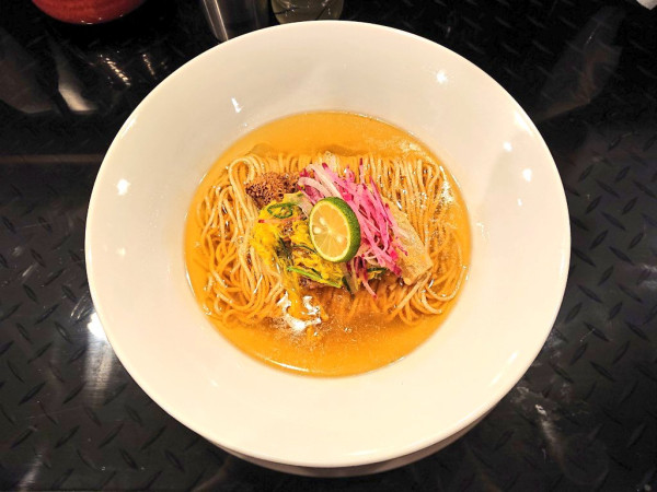 「【限定】甘鯛と松茸とアサリの塩ラーメン、など」@トーキョーニューミクスチャーヌードル 八咫烏 CHIKARABOの写真