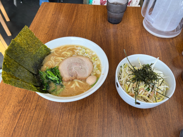 「豚骨醤油らーめん➕丼セット(塩ネギ)」@Oh家の写真