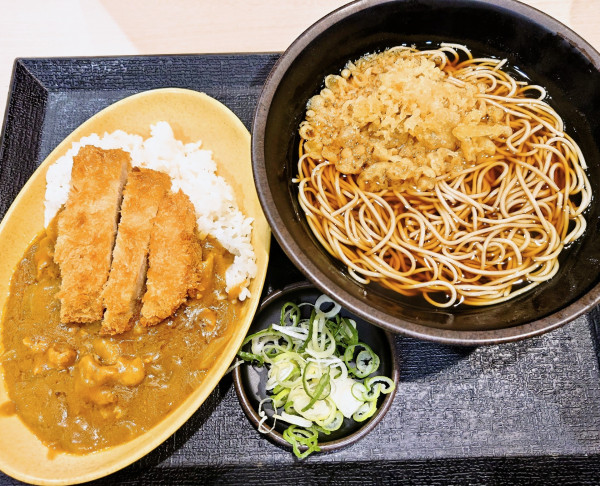 「ミニカツカレーセット(温)」@ゆで太郎 16号白井富塚店の写真