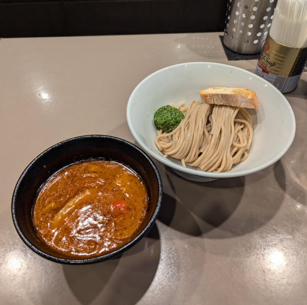 「海老トマトつけめん（麺少なめ、肉増し）」@つけ麺 五ノ神製作所の写真