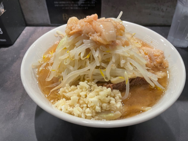 「ラーメン少なめ」@Hi-Fat Noodle BUTCHER’Sの写真
