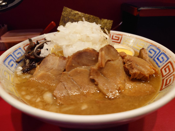 「とんこつネギチャーシュー正油」@長浜らーめん 世田谷店の写真