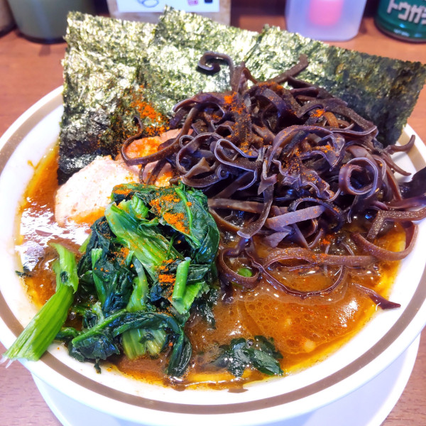 「旨辛ラーメン（￥1,000）＋キクラゲ（￥100）」@家系ラーメン 大ちゃんの写真