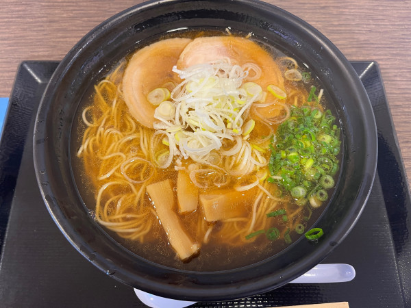 「大盛醤油らぁ麺 1130円」@らぁ麺MORIZUMIの写真