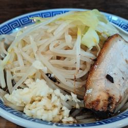 ヤサイニンニクヒビキブラック　背脂まし　￥1050＋￥50