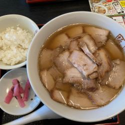 チャーシュー麺 無料半ライス