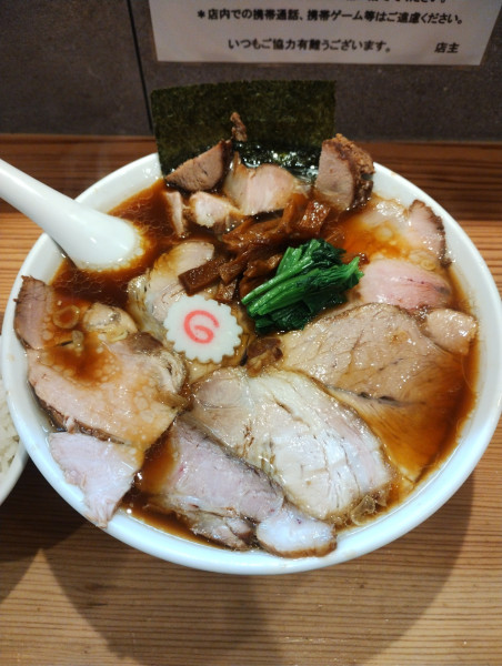 「チャーシュー醤油ラーメン大盛(小ライス)」@オランダ軒の写真