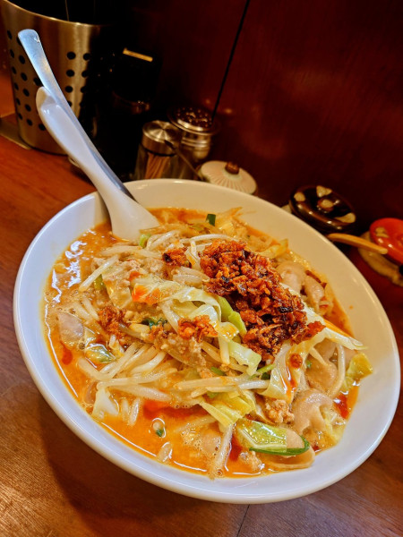 「辛口ホルモンラーメン」@拉麺 梅太郎の写真